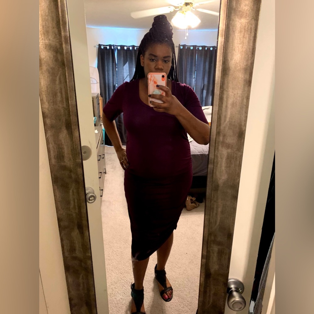 *BUNDLE* 2 Motherhood Maternity dresses and 1 top.